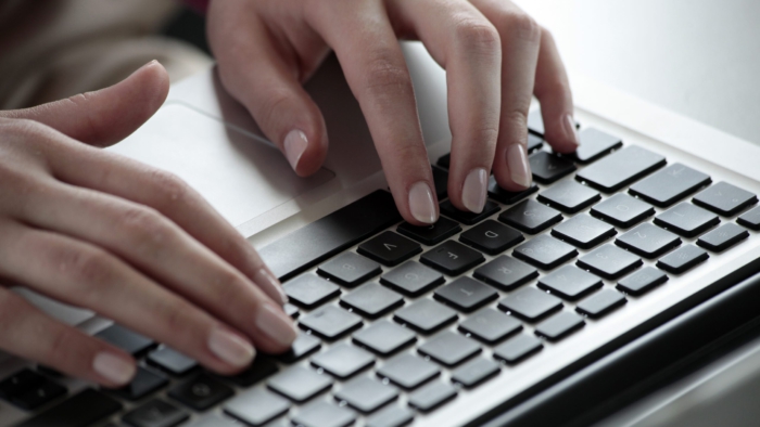 2021_Symbolbild_Laptop